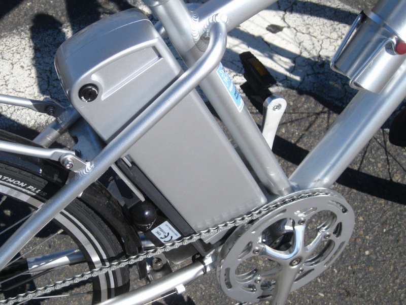 Imagini pentru repair ebike versus scooter